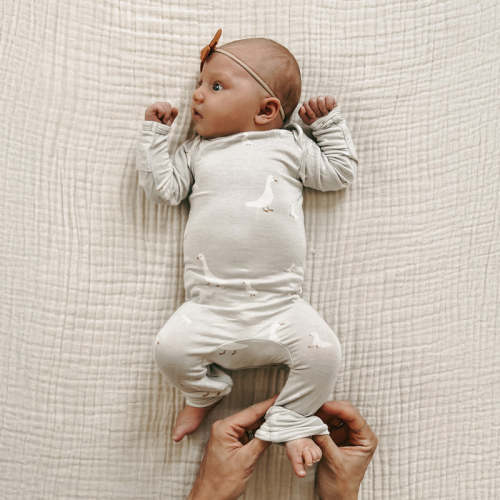 Goose Convertible Footie Pajamas | günamüna