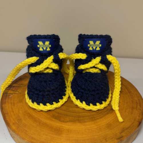 University of Michigan Wolverines boots, booties, slippers, shoes size 6-12 months. Infant toddler quality fan gear