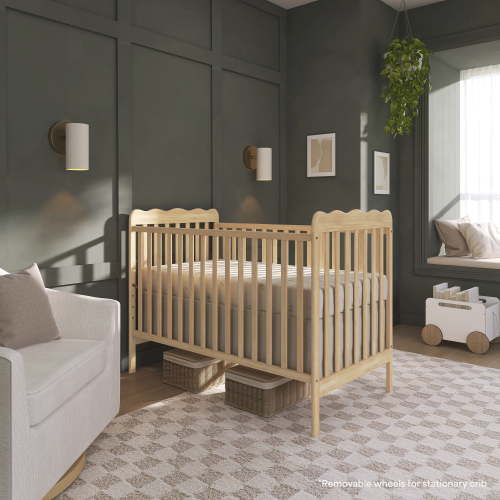 Dream On Me Carson Classic 3-in-1 Portable Crib in Natural, Removable Wheels, Converts from Baby Crib to Toddler Bed, Day Bed and Kids Sofa, Three Adjustable Mattress Height Positions