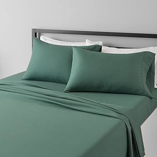 Amazon Basics Lightweight Super Soft Easy Care Breathable Microfiber 4-Piece Bed Sheet Set with 14-Inch Deep Pockets, King, Emerald Green, Solid