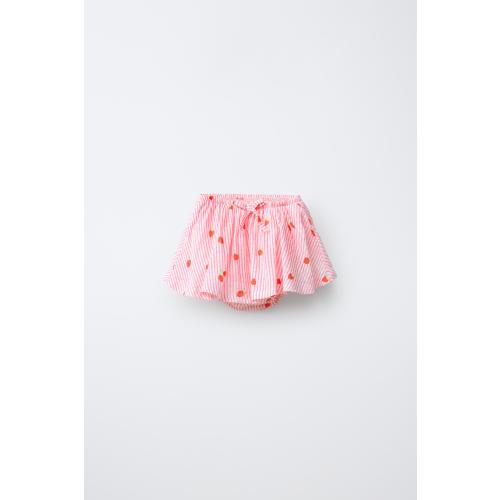STRIPED STRAWBERRY SKIRTED BOTTOMS