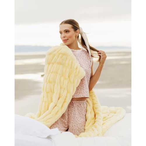 Hugs Butter Yellow Plush Blanket