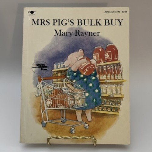 Mrs. Pig's Bulk Buy By Mary Rayner Paperback Rare First Aladdin Edition 1981