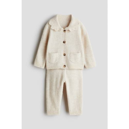 2-PIECE FINE-KNIT SET (4-6mo)