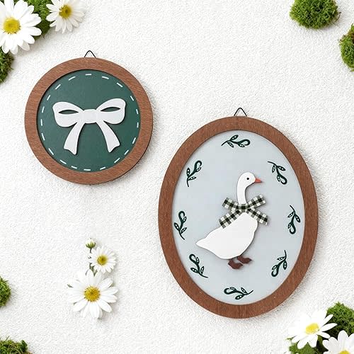 2 Pcs Goose Nursery Decor, Wood Vintage Silly Goose Wall Art, Funny Duck with Green Bow, Cute Duck Decor, Wooden Round Framed Wall Hanging Decoration for Nursery Baby Room Playroom Bedroom