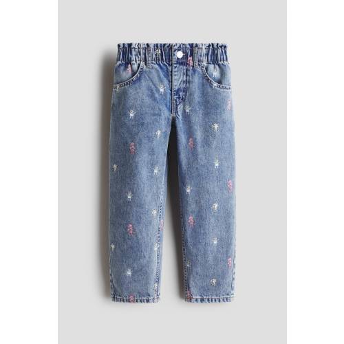 LOOSE-FIT TAPERED JEANS