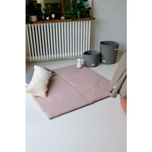 Mezamé Rhubarb gingham mat