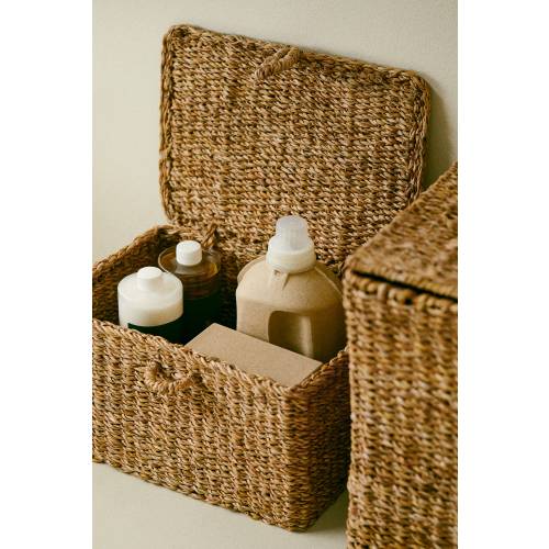 STORAGE BASKET WITH LID