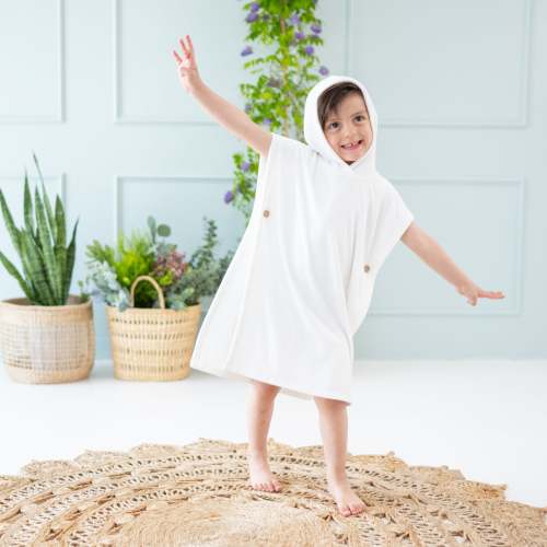 Swim Poncho in Cloud | Kyte Baby
