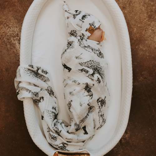 Heaven on Earth Bamboo Muslin Swaddle – Cowkid Clothing Company