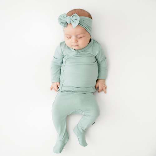 Take Me Home Set with Bow in Sage | Going Home | Kyte Baby