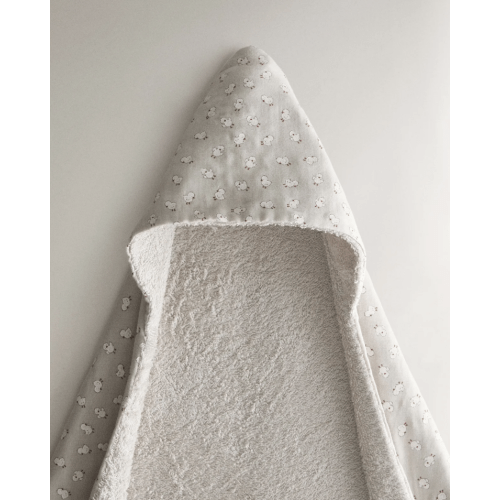 CHIFFON HOODED BABY TOWEL WITH CHICKS