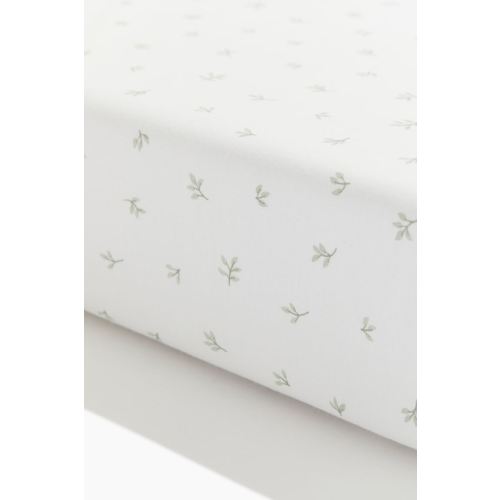 Fitted Crib Sheet, White/floral