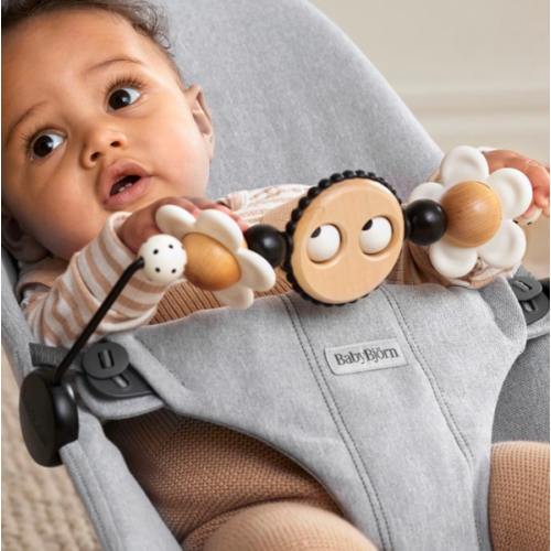 Fun toy for baby bouncer | BabyBjörn