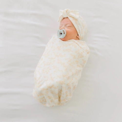 Cocoon swaddle