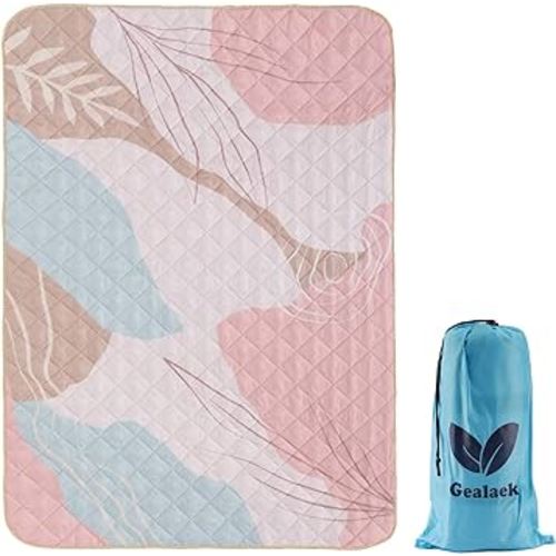 Gealaek Waterproof Picnic Blankets Sandproof Beach Blanket 3-Layers 60x80 Inches Large Foldable Outdoor Blanket for Camping, Park, Travel, Grass, with Carry Bag 02w