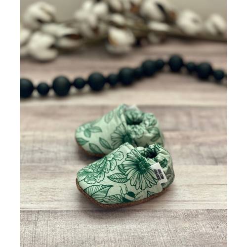 Green Floral Baby Moccasins - Handmade Baby Moccs - Spring Baby Shower Gift - Floral Baby Shower - Floral Toddler Moccasins