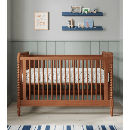 The Briar Crib - Convertible in Walnut
