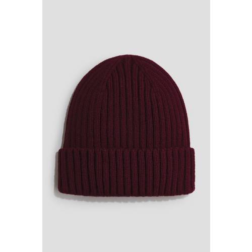 RIBBED BEANIE