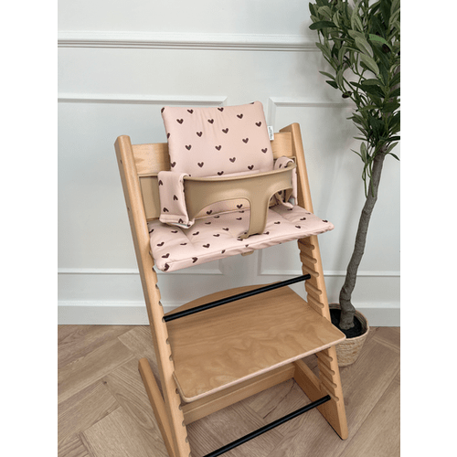 Greyfox Strawberry Kisses 2 in 1 Cushion