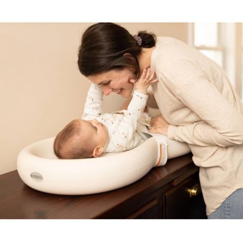 Keekaroo Peanut Changer Baby Vanilla– The Original Made in USA Easy-to-Clean Changing pad and The only Shell Over Foam, Fully Water Repellant