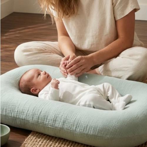 Little Manta Pastel Baby Lounger Nest