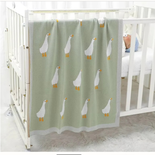 Goose Knitted Blanket