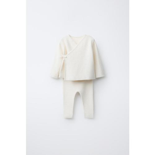 TEXTURED T-SHIRT AND SILK COTTON PANTS SET - Ecru | ZARA United States