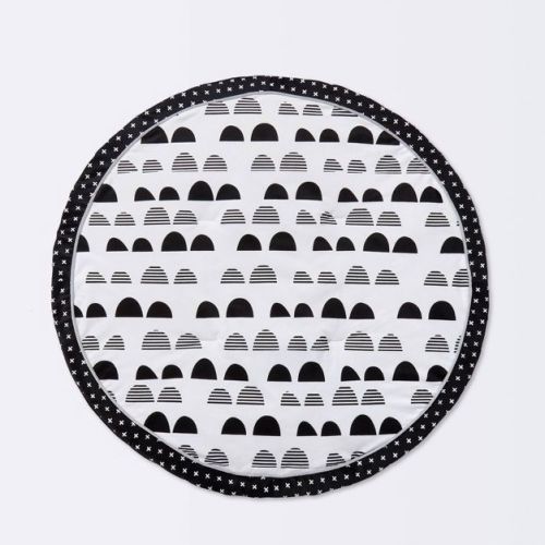 Round Activity Playmat Scallop - Cloud Island™ Black/White