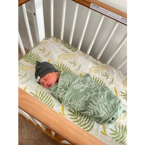 The Keiki Dept Bamboo Kapa Moe (Muslin Swaddle Blanket)