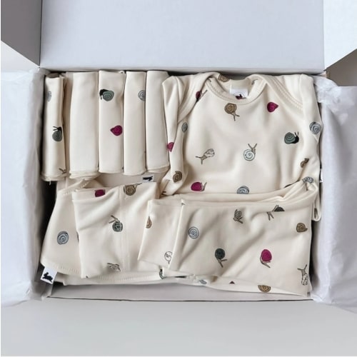 Bamboo Baby Capsule Gift Box - Ditsy Snails & Cream | Little & Lively