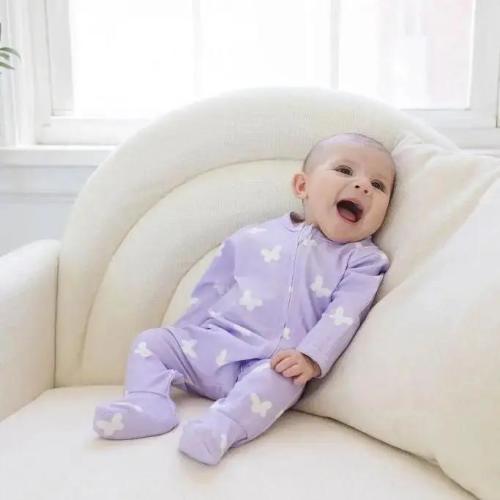 Zipped Onesie (0–3 months)– Lilac Flutter