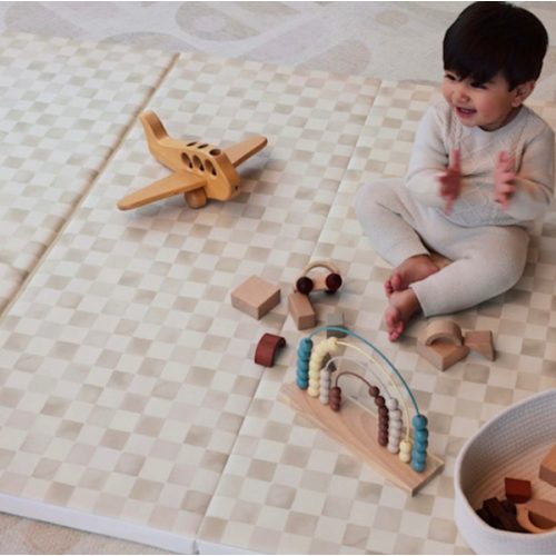 Beige Checker Print Tumbling Mat | Checker in Almond – House of Noa