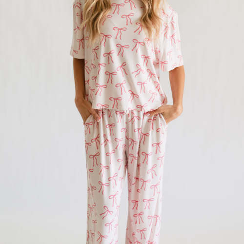 Women's T-Shirt and Pants Set in Halle
