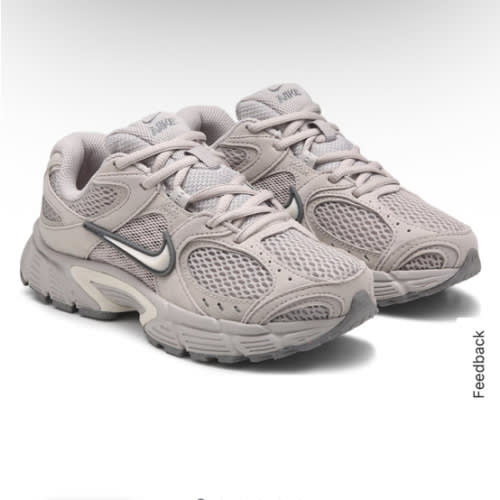 Women's V5 RNR Sneaker