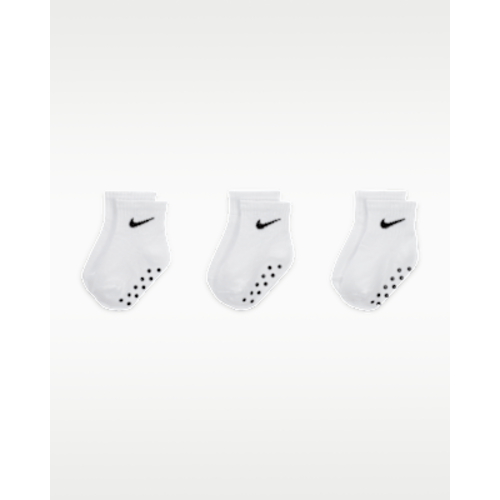 Nike Baby Core Swoosh Gripper Socks (3 Pairs). Nike.com