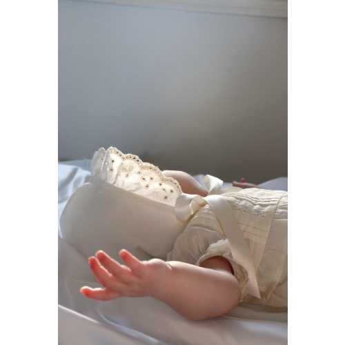 Handmade Baby Bonnet – Eyelet Lace (3-6 Months)