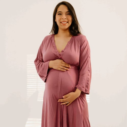 Amelia Labor & Postpartum Gown in Black – Lila