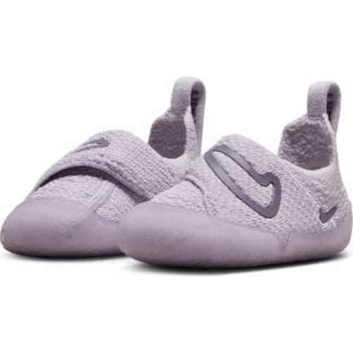 Kids' Swoosh 1 Sneaker, 4 M