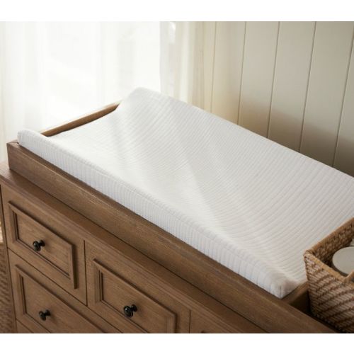 west elm x pbk Organic Matelassé Changing Pad Cover