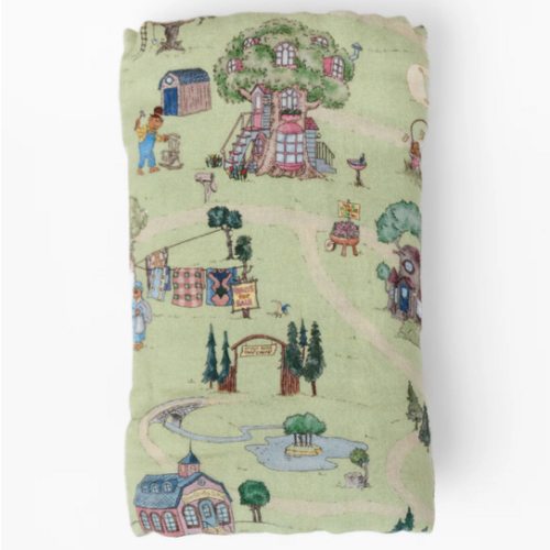 Berenstain Bears® Swaddle Blanket – Little Crowns & Capes