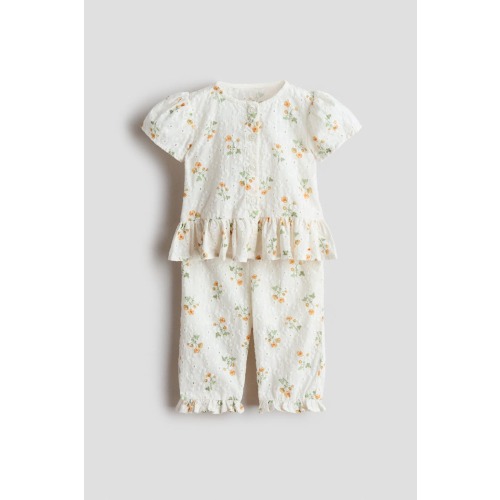 2-piece Broderie Anglaise Set, 6M