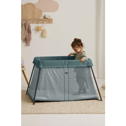 BabyBjörn Travel Crib Light