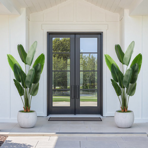 Primrue Oakgrove Fake Plants Faux Banana Leaf Tree Bird Of Paradise in Black Plastic Pot & Reviews | Wayfair