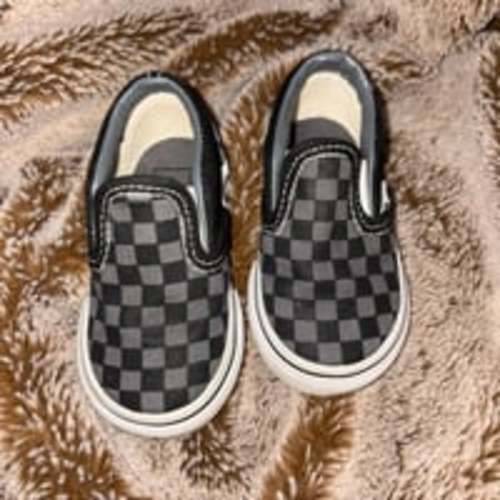 Baby vans size 4C