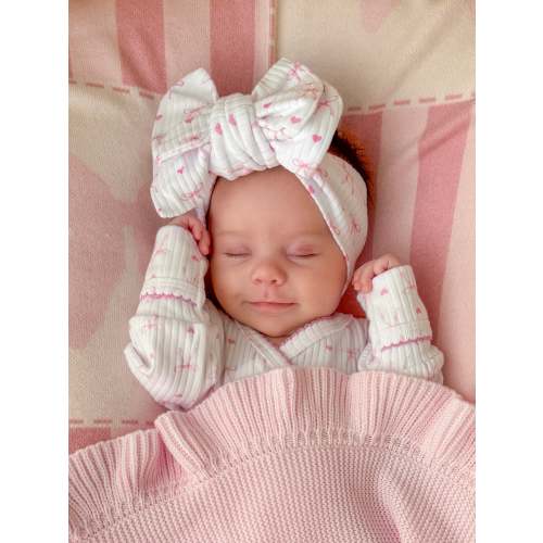 Sweetheart adjustable bow