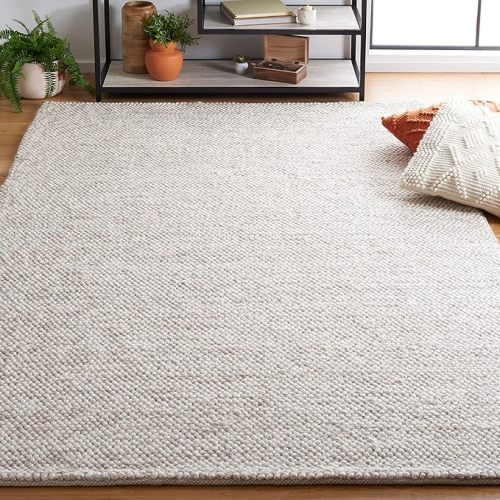 SAFAVIEH Natura Collection Area Rug - 6' x 9', Beige & Ivory, Handmade Wool, Ideal for High Traffic Areas in Living Room, Bedroom (NAT182B)