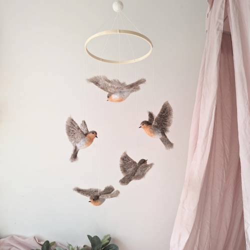 Needle Felted Robin Birds Baby Mobile: Neutral Nursery Decor