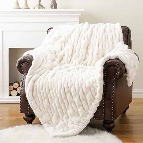 Cream Faux Fur Throw Blanket