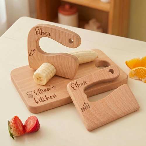 Juego de cuchillo y tabla de cortar de madera personalizados para niños, juguete de cocina Montessori personalizado, regalo grabado para niño pequeño